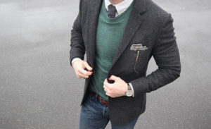 Mentolfarbener Pullover + Hemd + Krawatte